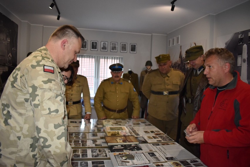 Noc Muzeów z Drużyną Tradycji 70 Pułku Piechoty w Pleszewie