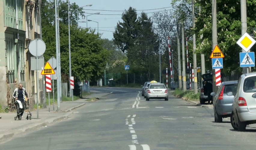 Ulica Działkowa w Legnicy jest przejezdna, zakończył się remont przejazdu kolejowego
