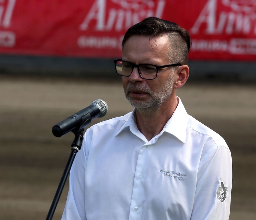 - Kluby nie mogły zakładać, że kibice wejdą na stadiony....