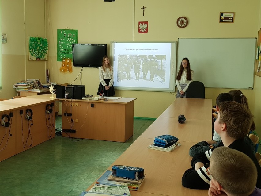 Narodowy Dzień Pamięci Żołnierzy Wyklętych w szkole w Osjakowie[ZDJĘCIA]