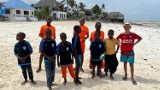 Pomologia Prószków przekazała sprzęt sportowy dzieciom z Zanzibaru [ZDJĘCIA]