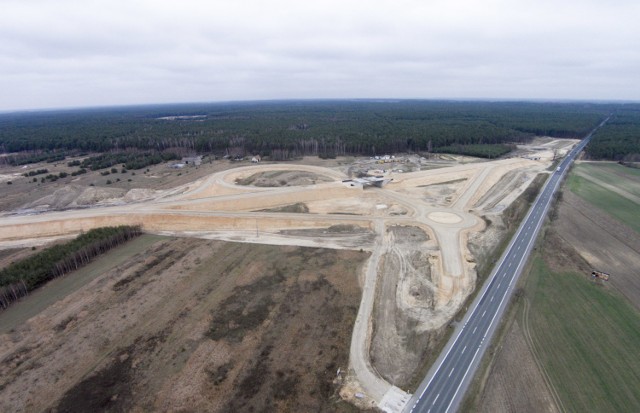 Tak obecnie wygląda plac budowy na węźle Jodłowiec, który będzie jednym z trzech wjazdów na obwodnicę Wielunia