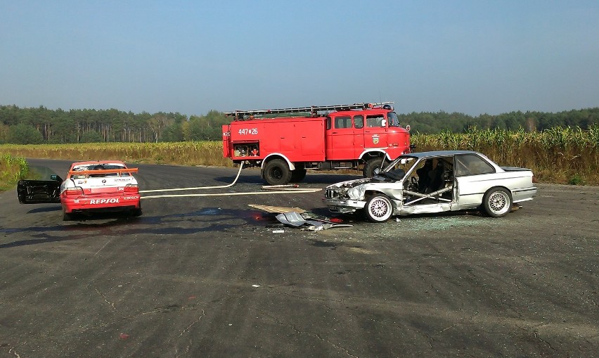 Kąkolewo: zderzenie aut na lotnisku FOTO