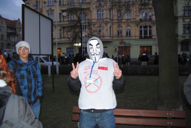 Środowy marsz przeciw ACTA w Bydgoszczy zgromadziła ok. 3 ...