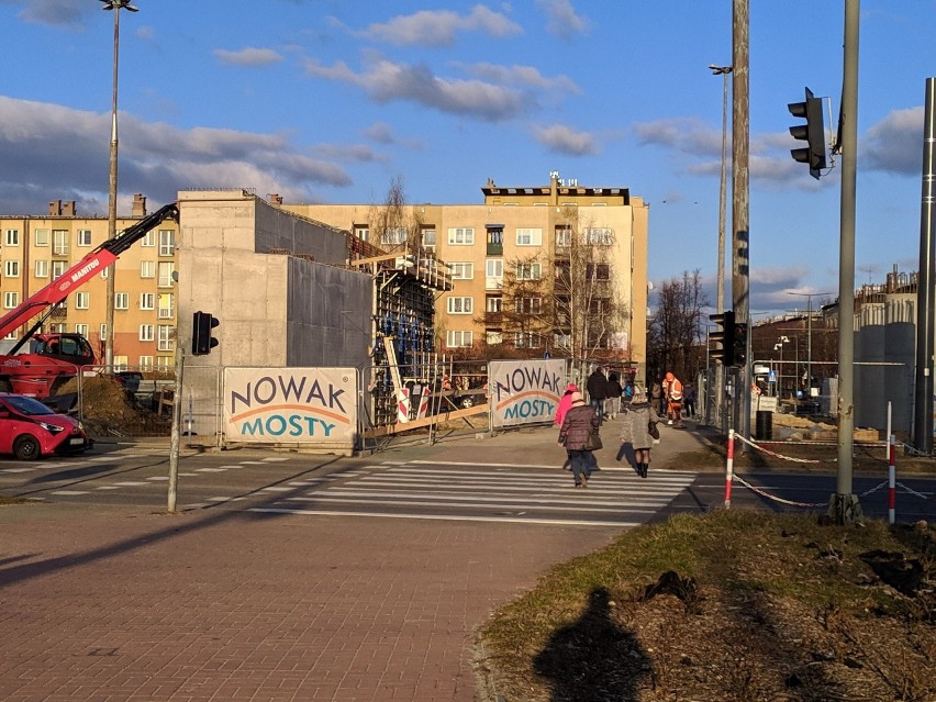 Estakada na częstochowskim Rakowie rośnie w oczach. Co już...