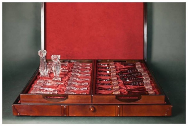 Na aukcji pojawią się również wyjątkowe kryształowe szachy