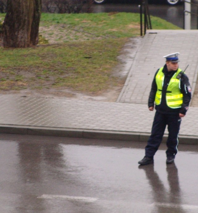 Na drogach regionu nie doszło do wielu zdarzeń. Policja nie odnotowała dużej liczby kolizji wokół cmentarzy. Ruch odbywał się płynnie. Doszło jedynie do kilku stłuczek, zatrzymano też kilku nietrzeźwych kierujących. Zdjęcie ilustracyjne