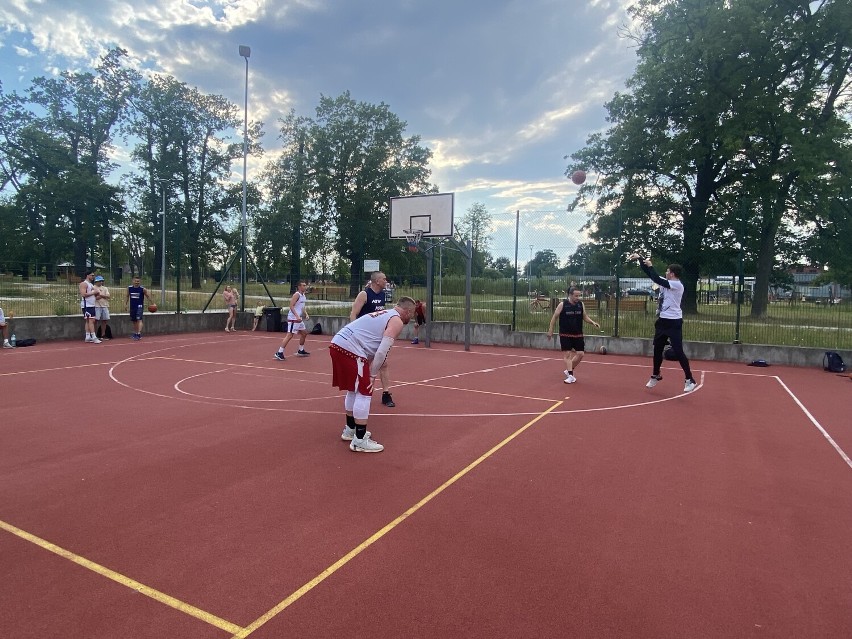 3x3 Summer League w Żarach. To już 3. edycja Letniej Ligi Koszykówki