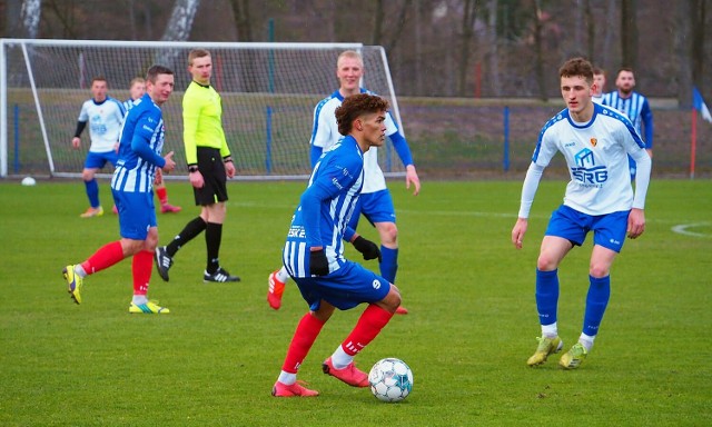 W V lidze przykrą porażkę zanotował Lubuszanin Trzcianka. Zespół ten uległ na swoim boisku 0:3 Polonii Chodzież i obecnie zajmuje w rozgrywkach szóstą lokatę