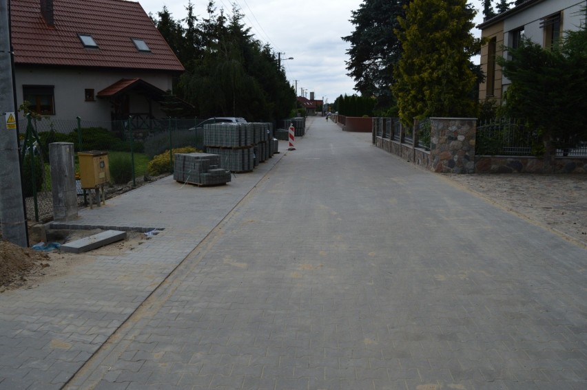 Trwa przebudowa ulicy Borek w Wielichowie-Wsi 