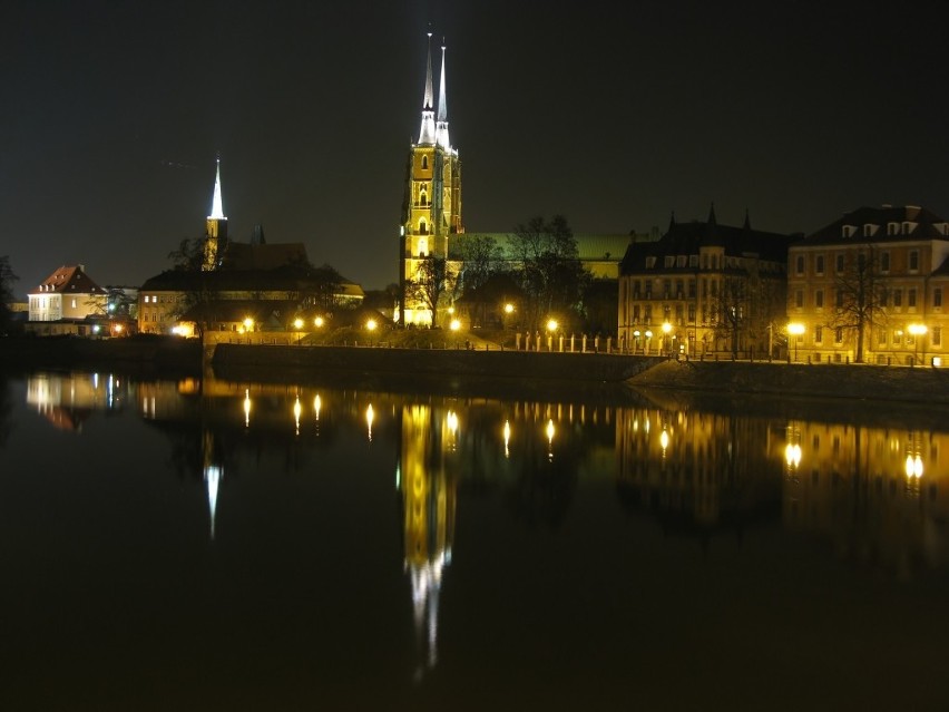 Ostrów Tumski nocą (Wrocław)