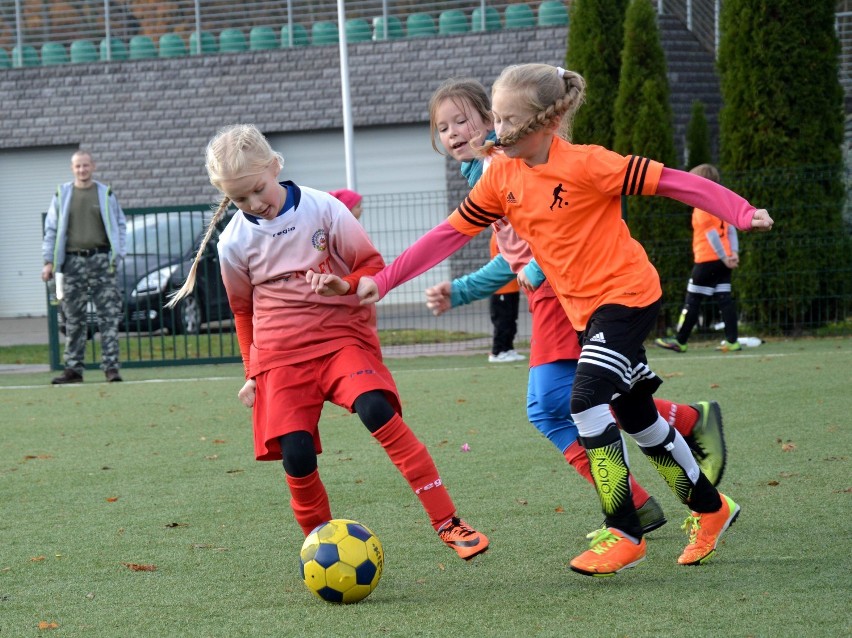 Malbork. Olimpico wygrało pierwszy turniej piłkarski dziewczynek U-11 w ramach mistrzostw Pomorza [ZDJĘCIA]