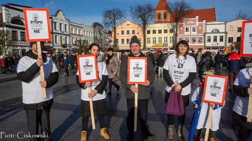 Sołectwo Rekowo protestuje przeciwko likwidacji szkoły Podstawowej w Rekowie Górnym