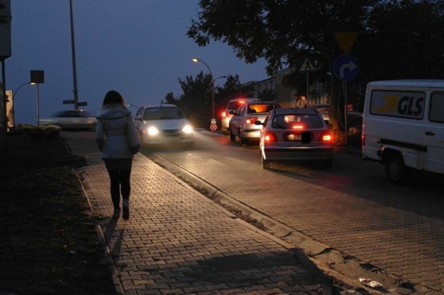 1 listopada w Zamościu. Zmiana organizacji ruchu przy cmentarzach