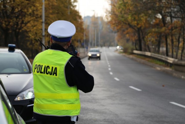 Akcja znicz 2018: na drogach w Warszawie spokojniej niż rok temu