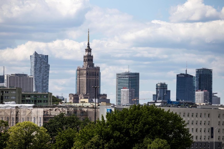 Jak żyje się w Warszawie? Stolica ponownie wśród 100. najlepszych miast na świecie. Wyprzedzamy m.in. Szanghaj i stolicę Kalifornii