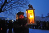 Harcerze podzielili się Betlejemskim Światłem Pokoju z mieszkańcami Krakowa 