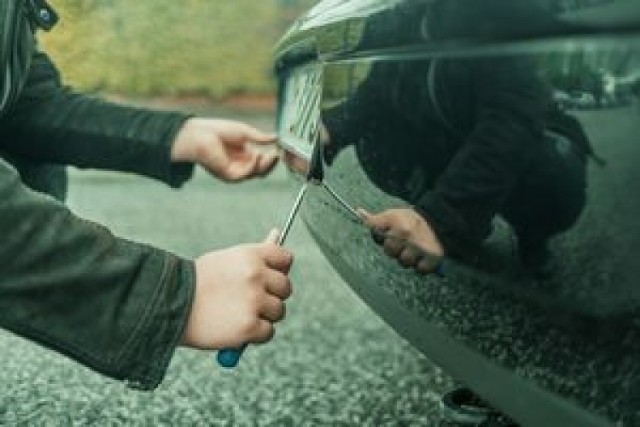 Skradziono tablice rejestracyjne twojego pojazdu? Zgłoś to na policję, bo ktoś może ich użyć w niecnych celach