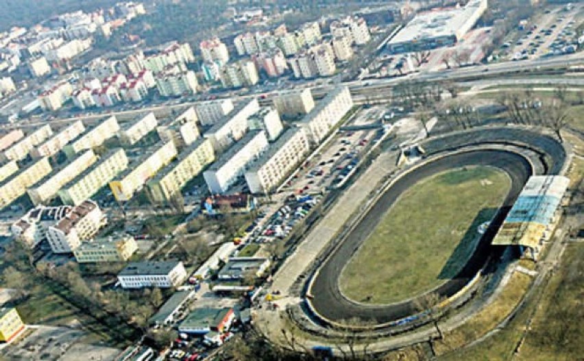 O ile stadion na Chełmińskim Przedmieściu był obiektem...