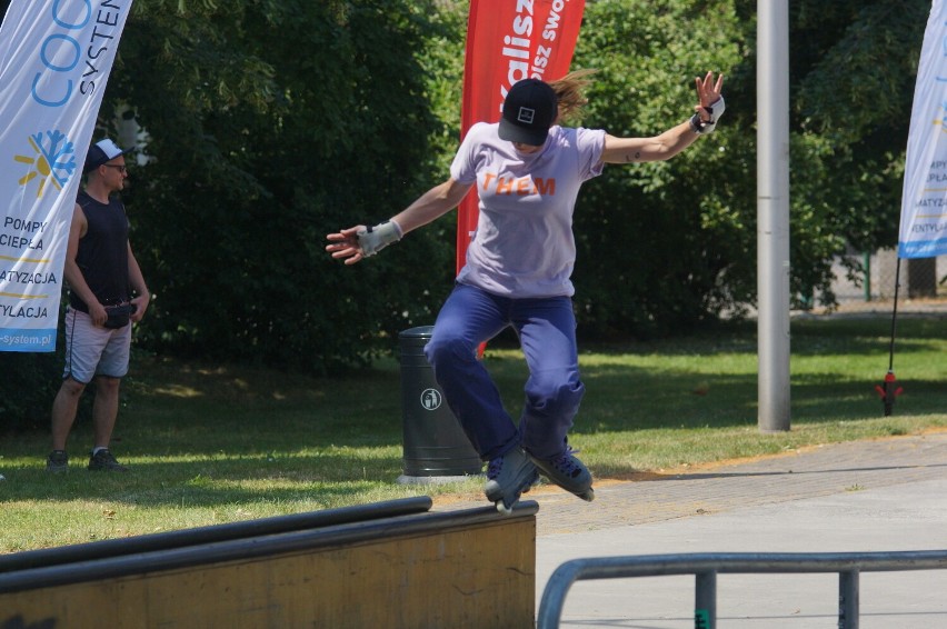 Dawni mistrzowie i legendy jazdy na rolkach odwiedziły skatepark w Kaliszu. ZDJĘCIA