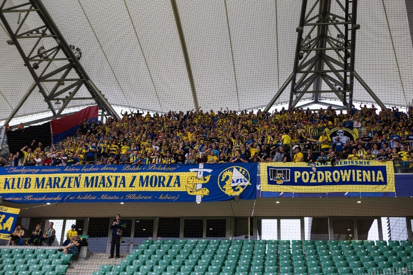 Legia zawiodła, kibice dopisali. Tak dopingowaliście mistrza...