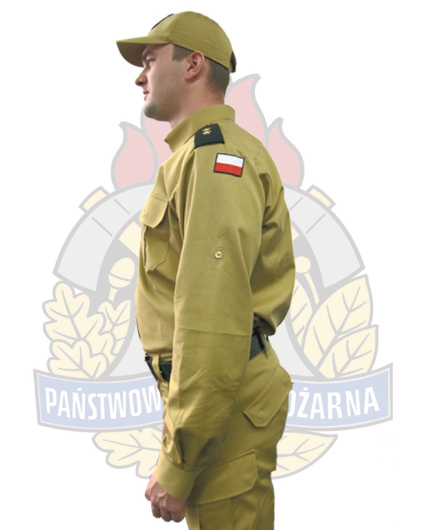 Nowe umundurowanie Państwowej Straży Pożarnej. To ubiór słubowy strażaków [zdjęcia]