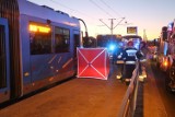 Śmiertelny wypadek we Wrocławiu. Mężczyzna wpadł pod tramwaj (ZDJĘCIA)