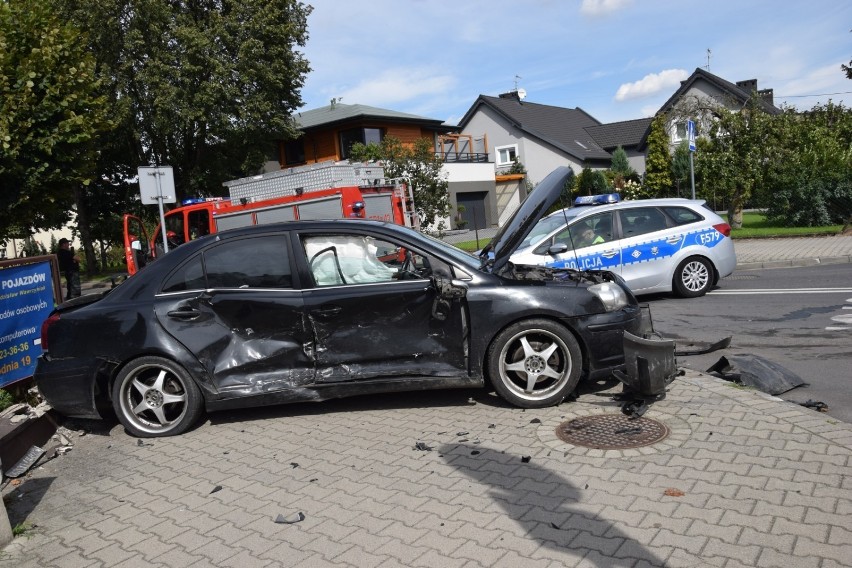 Wypadek na skrzyżowaniu Łąkowej i Głównej w Zduńskiej Woli....