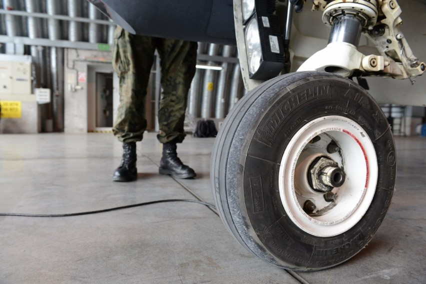 F-16 w Krzesinach - 31 Baza Lotnicza w Poznaniu od kuchni....