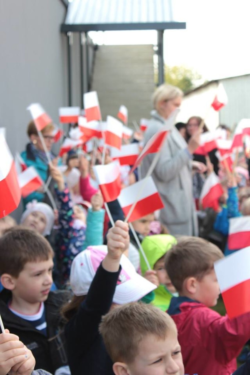Dzieci z Przedszkola nr 2 w Opalenicy uczciły Dzień Flagi