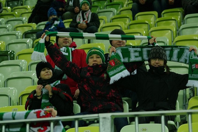 Lechia Gdańsk przegrała z Wisłą Kraków 0:2, ale na trybunach ...