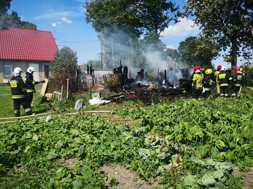 Pożar w Międzyłężu koło Pelplina - czy to podpalenie?