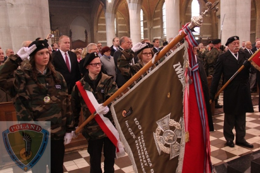 100 Poznańska Drużyna Harcerzy im. gen. St. Maczka godnie...