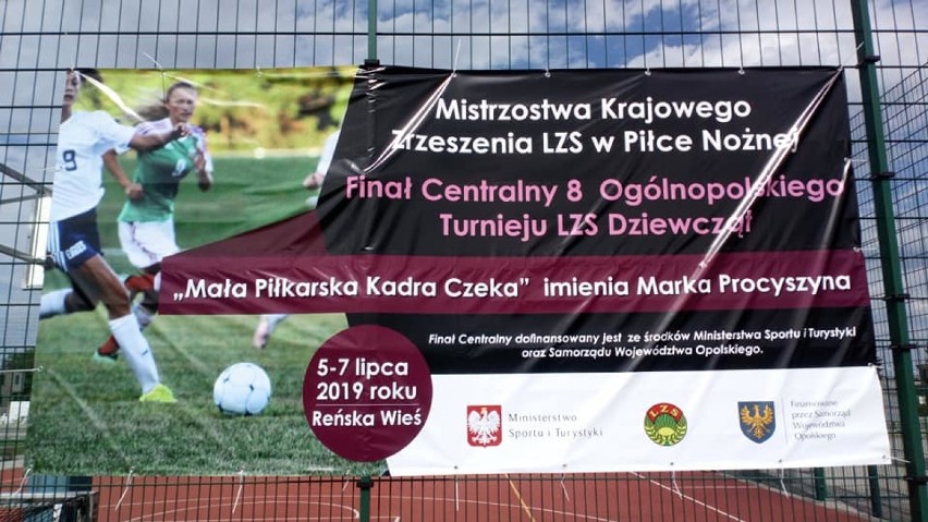 Olimpico zagrało w finałach "Piłkarskiej kadry czeka". To mistrzostwa Polski LZS dziewcząt do lat 13 