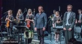 Grali argentyńskie tanga, ale nie do tańca. Koncert Orkiestry Camerata Stargard z solistą Wiesławem Prządką na akordeonie i bandoneonie