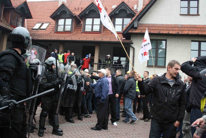 Brzeszcze: manifestacja górników przerodziła się w burdę z policją