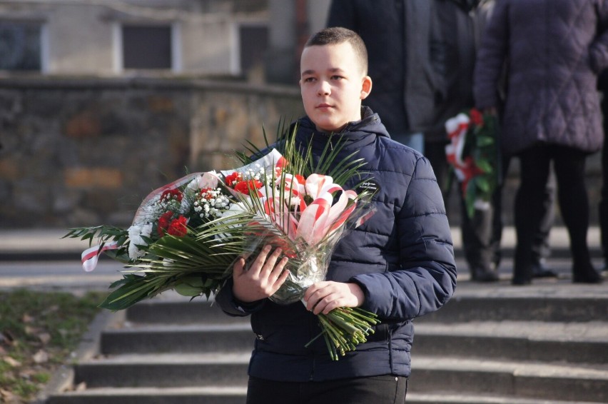 77. rocznica wyzwolenia Radomska. Złożono kwiaty pod pomnikiem Grobem Nieznanego Żołnierza. ZDJĘCIA