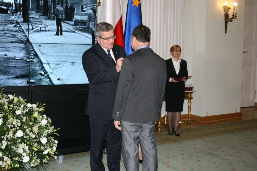 Przemysław Kowalski z Pyzdr odznaczony przez prezydenta.