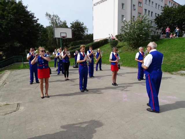 Na osiedlu Mikołaja Kopernika grała orkiestra dęta Chełmińskiego Domu Kultury