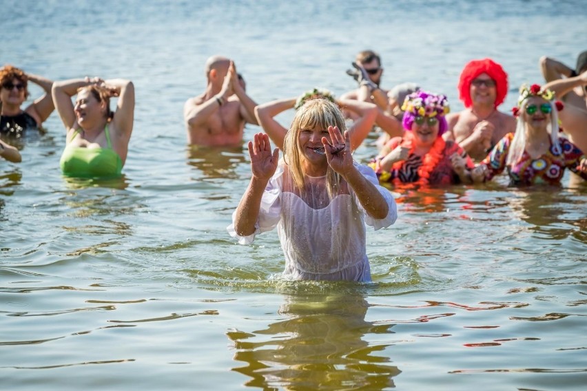 Tradycyjnie w niedzielne południe morsy z Bydgoszczy i...