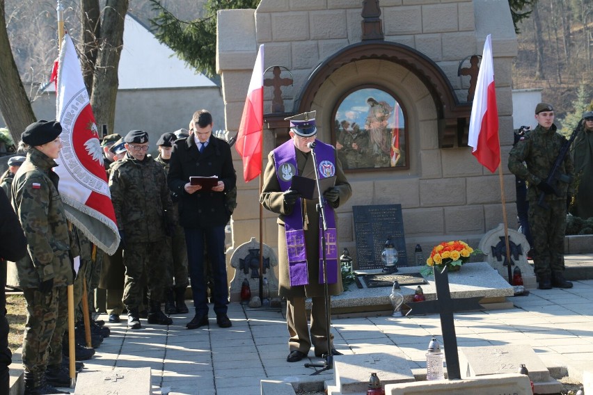 Limanowa pamiętała o "Żołnierzach Wyklętych". Był Marsz Pamięci oraz uroczystości na cmentarzu