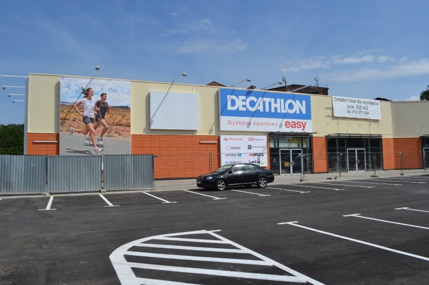 Nowe sklepy w Zabrzu. Decathlon przy Platanie