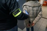 Świętochłowice: awantura w jednym z mieszkań w dzielnicy Zgoda. 31-letnia kobieta była pijana i zaatakowała policjanta 