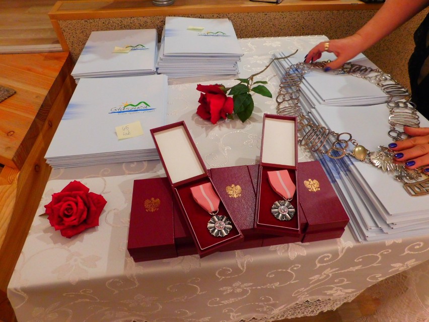 W Głuszycy kilkadziesiąt par świętowało wspaniałe jubileusze małżeńskie [ZDJĘCIA]