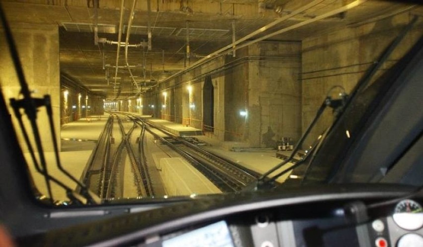 W tym miejscu kończy się tunel od strony dworca Łódź...