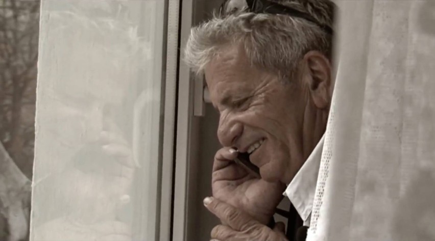 Kadr z filmu dokumentalnego Marcina Chłopasia pt. „Józio,...