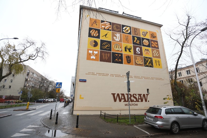 Wallphabet - na Mokotowie powstał wyjątkowy mural. "Będzie hołdem dla typografii, kaligrafii i liternictwa" [ZDJĘCIA]