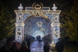 Królewski Ogród Światła 2022, 2023. Pałac w Wilanowie ponownie rozbłysnął milionami światełek [ZDJĘCIA]