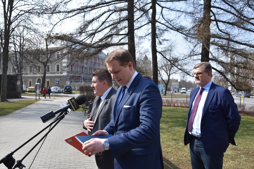 Poseł Krystian Kamiński spotkał się z prezydentem Ciepielą w...