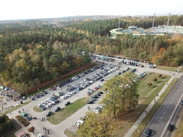 Parking przed nowym cmentarzem komunalnym w Zielonej Górze będzie bezpłatny